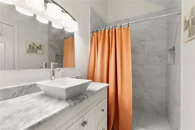 $275,000 | 55 Emerald Woods Drive, Unit C4, Naples, FL 34108