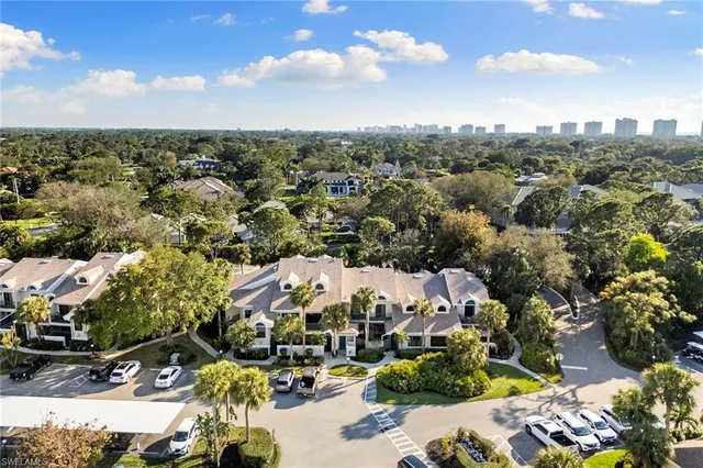 $275,000 | 55 Emerald Woods Drive, Unit C4, Naples, FL 34108