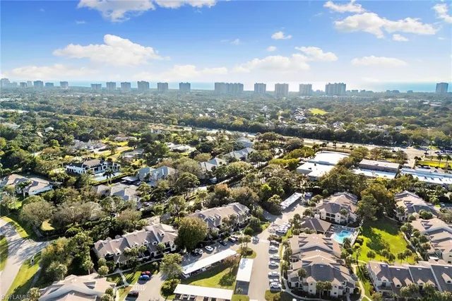 $275,000 | 55 Emerald Woods Drive, Unit C4, Naples, FL 34108