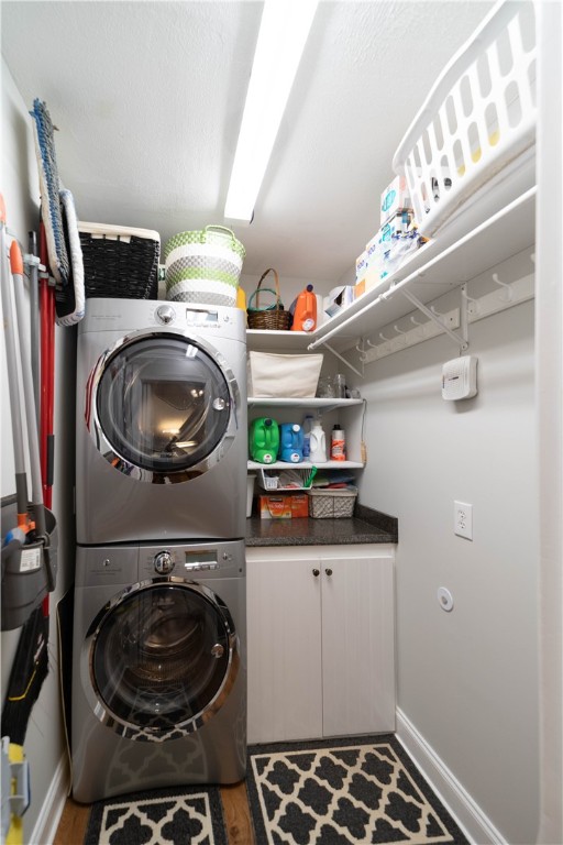 536 Acker Road Belton, SC 29627 - Photo 24 of 50
Electrolux Front Load Washer and Dryer remain.