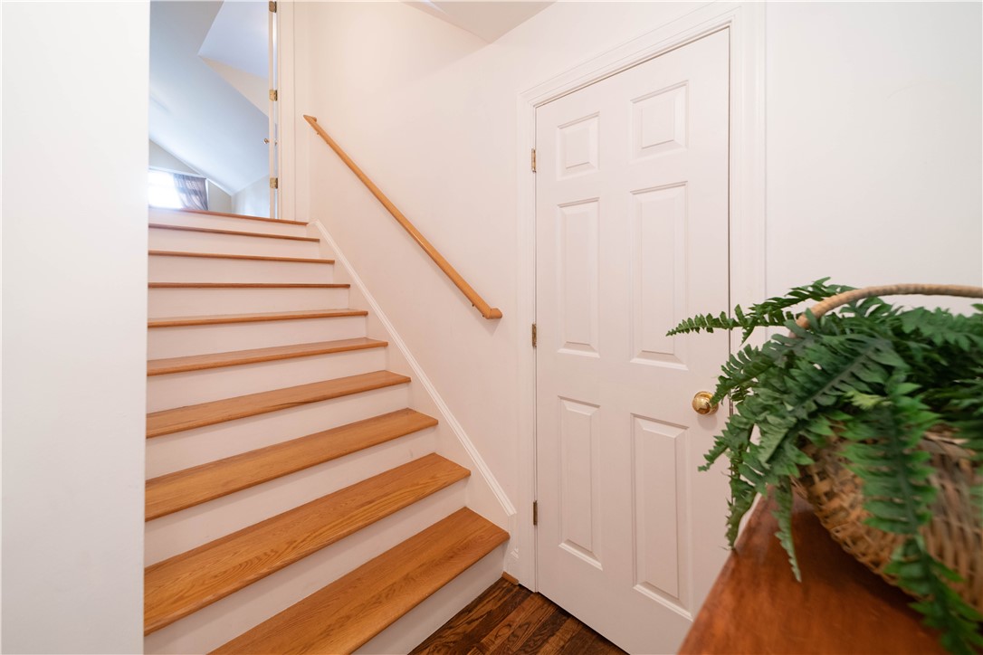 536 Acker Road Belton, SC 29627 - Photo 25 of 50 Half Stairs to 2nd Master Suite