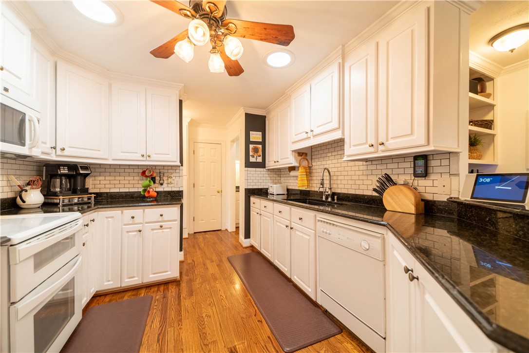 536 Acker Road Belton, SC 29627 - Photo 3 of 50