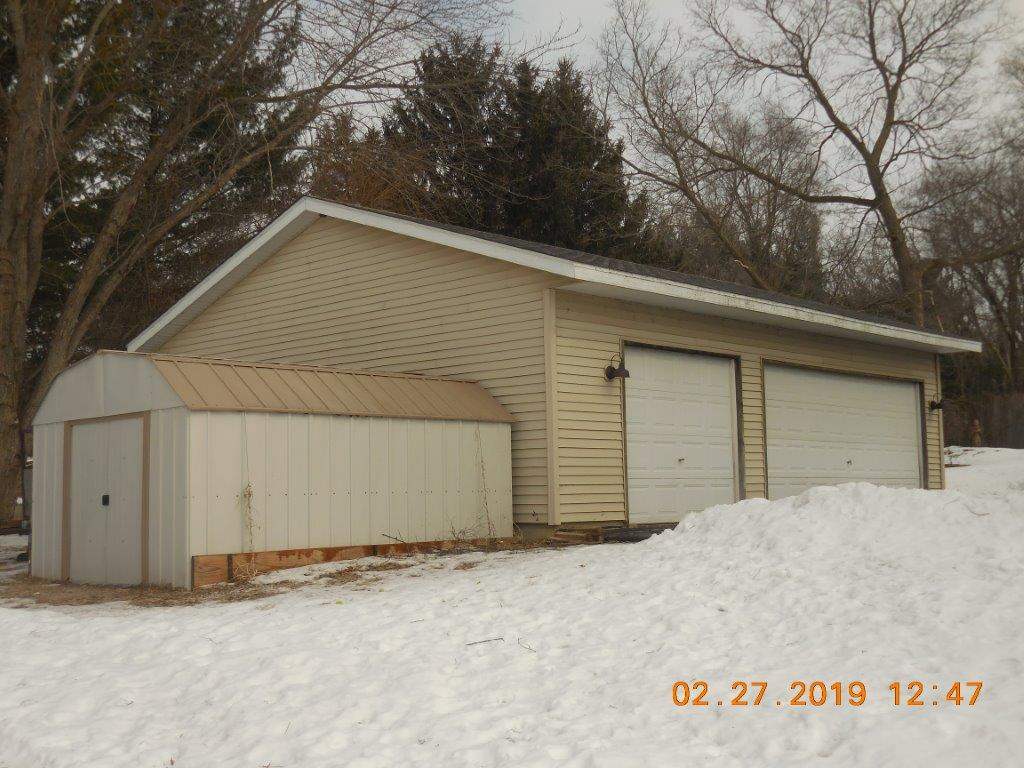4483 Centerville Road Rockford, IL 61102 - Photo 23 of 24 a view of garage