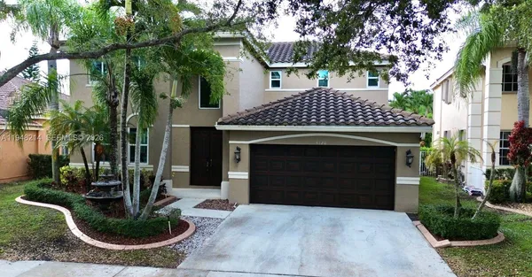 $6,400 | 4120 Staghorn Lane, Unit 4120, Weston, FL 33331
