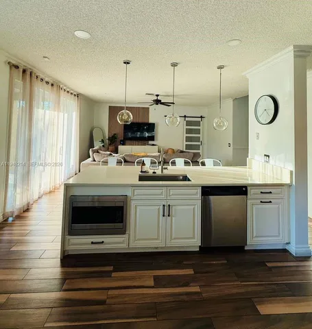 $7,000 | 4120 Staghorn Lane, Unit 4120, Weston, FL 33331