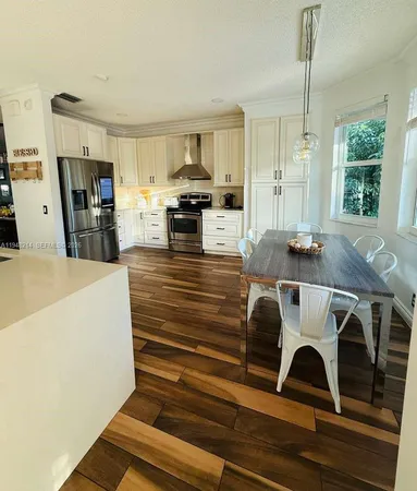 $6,400 | 4120 Staghorn Lane, Unit 4120, Weston, FL 33331