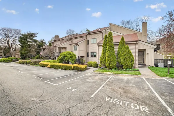 $499,900 | 9 Nicole Circle, Unit 8, Ossining, NY 10562