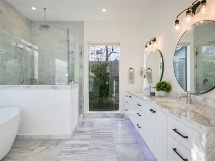 $2,085,000 | 2004 Oxford Avenue, Austin, TX 78704