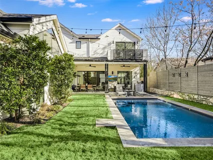 $2,085,000 | 2004 Oxford Avenue, Austin, TX 78704