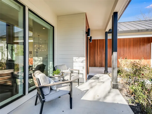 $2,085,000 | 2004 Oxford Avenue, Austin, TX 78704