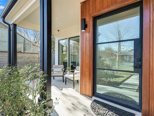 $2,085,000 | 2004 Oxford Avenue, Austin, TX 78704
