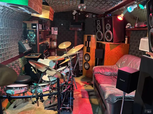 $590,000 | 3665 Cazadero Highway, Cazadero, CA 95421