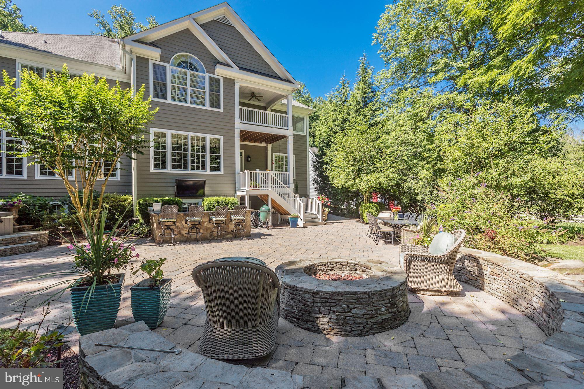 9056 Jeffery Road Great Falls, VA 22066 - Photo 40 of 44 Rear Exterior