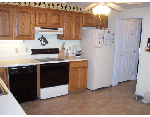 63 Lackey Dam Road Sutton, MA 01590 - Photo 5 of 9 Gallery Image 5