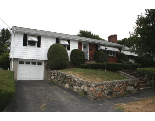 30 Beaver Brook Road Waltham, MA 02452 - Photo 2 of 8 Gallery Image 2