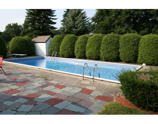 30 Beaver Brook Road Waltham, MA 02452 - Photo 3 of 8 Gallery Image 3
