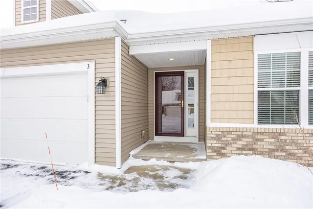 $274,900 | 3 Angela Villa Lane, Greece, NY 14626