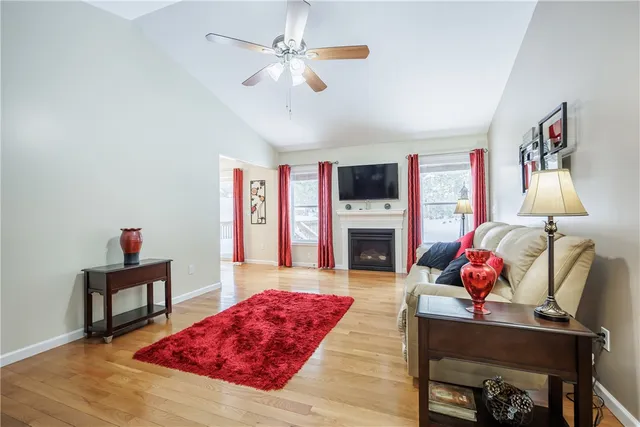 $274,900 | 3 Angela Villa Lane, Greece, NY 14626