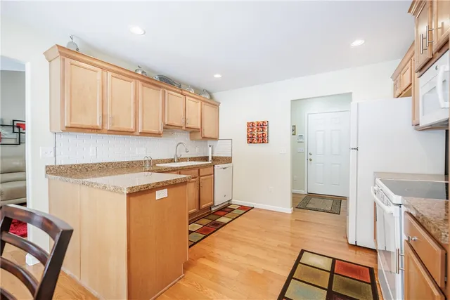 $274,900 | 3 Angela Villa Lane, Greece, NY 14626