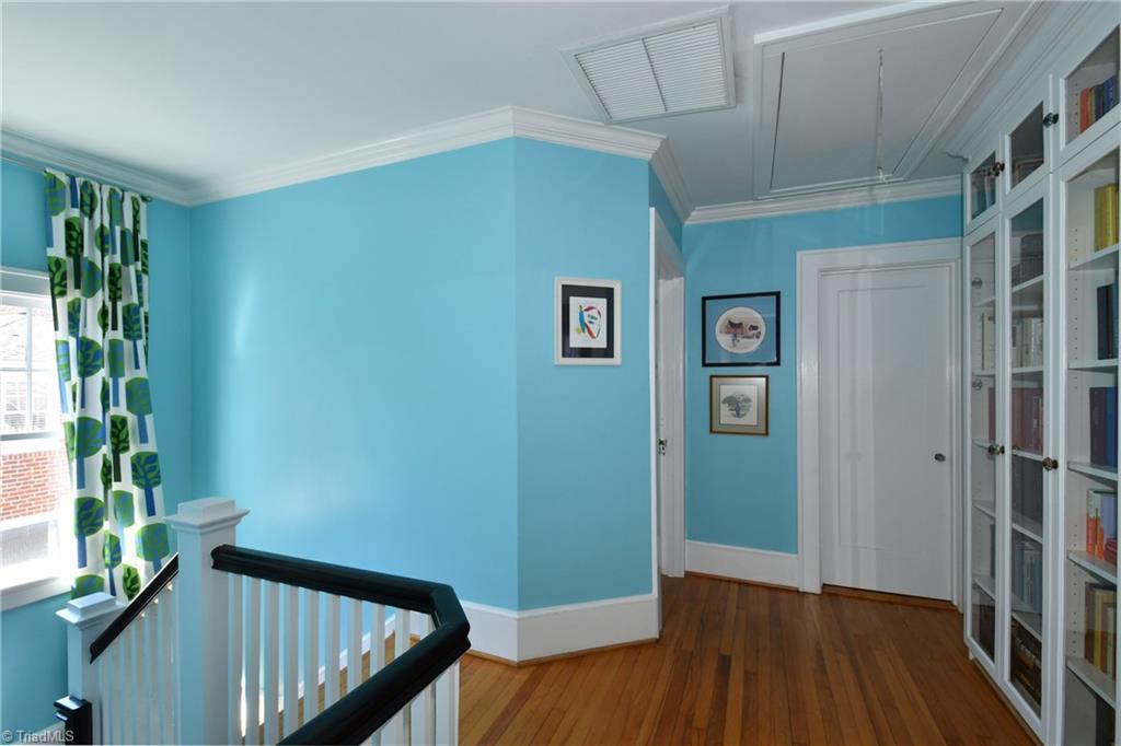 206 North Hawthorne Road Winston-Salem, NC 27104 - Photo 13 of 30 Gallery Image 13