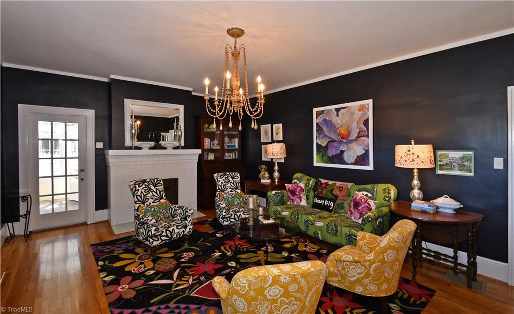 206 North Hawthorne Road Winston-Salem, NC 27104 - Photo 5 of 30 Gallery Image 5