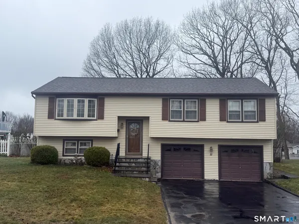 $335,000 | 11 Woodmere Road, Waterbury, CT 06705