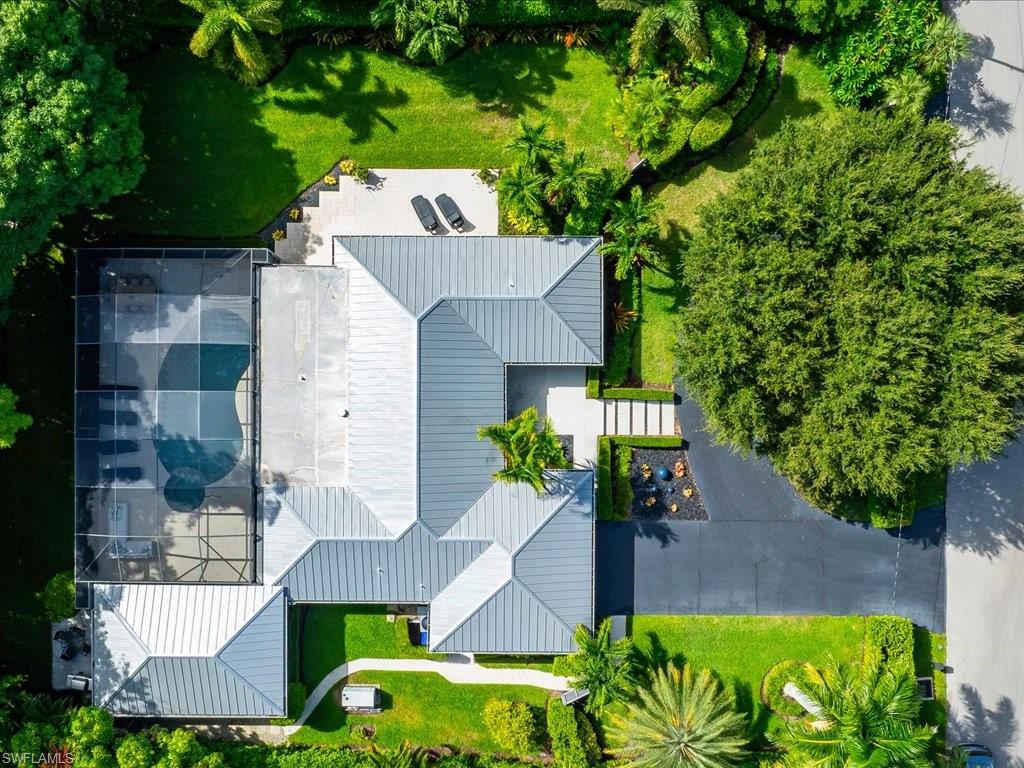 1390 Mandarin Road Naples, FL 34102 - Photo 3 of 50 Gallery Image 3