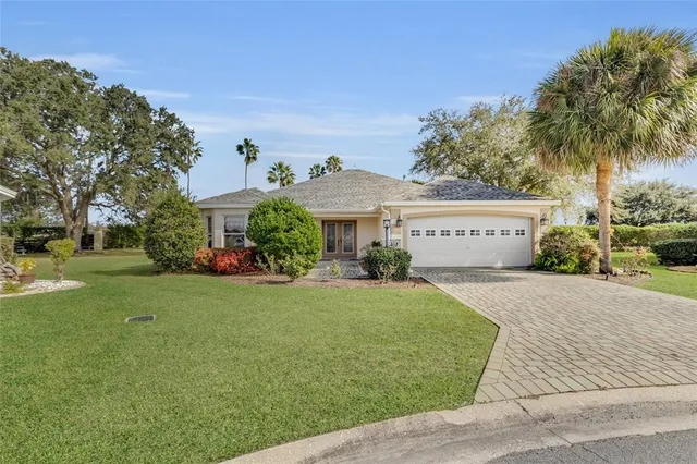 $425,000 | 2101 Barbosa Court, The Villages, FL 32159