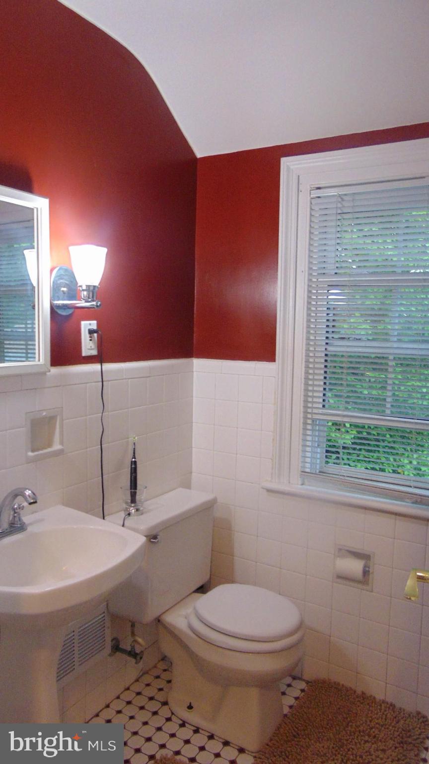 219 Rices Mill Road Wyncote, PA 19095 - Photo 24 of 35 Hall Bath