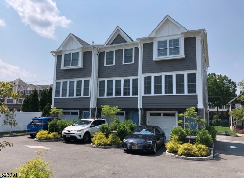 112 Cacciola Place Westfield, NJ 07090 - Photo 1 of 14