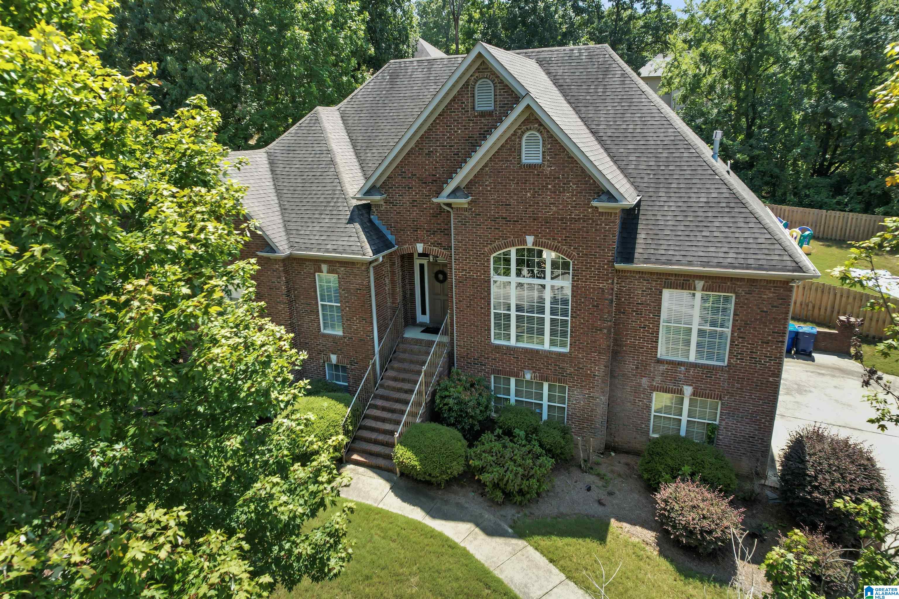 304 Timber Rdg Trail Alabaster, AL 35007 - Photo 2 of 43 Gallery Image 2