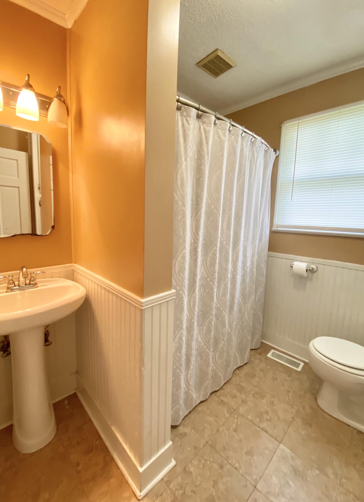 409 Butler Street St. Matthews, SC 29135 - Photo 15 of 16 28