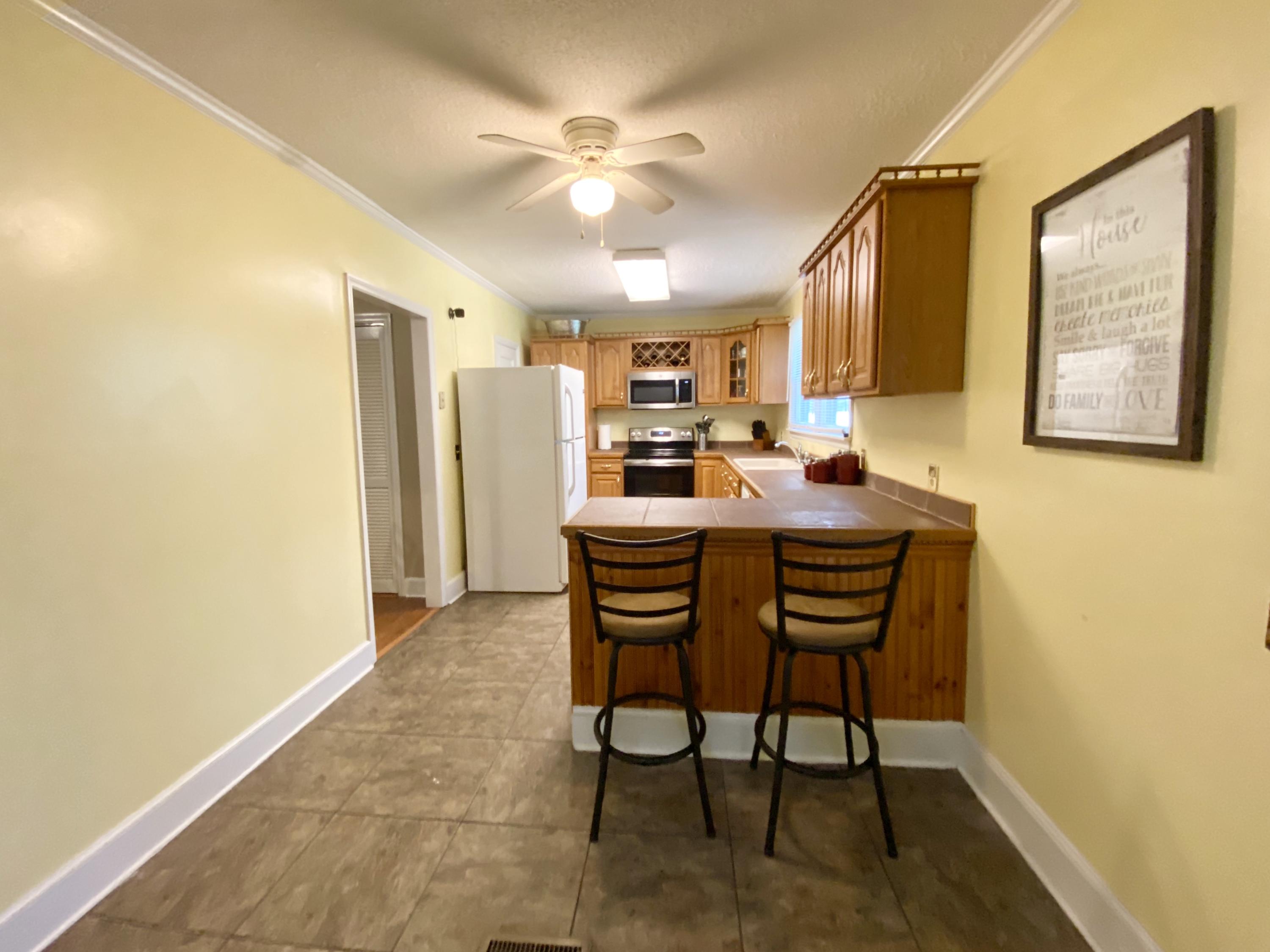 409 Butler Street St. Matthews, SC 29135 - Photo 4 of 16 7