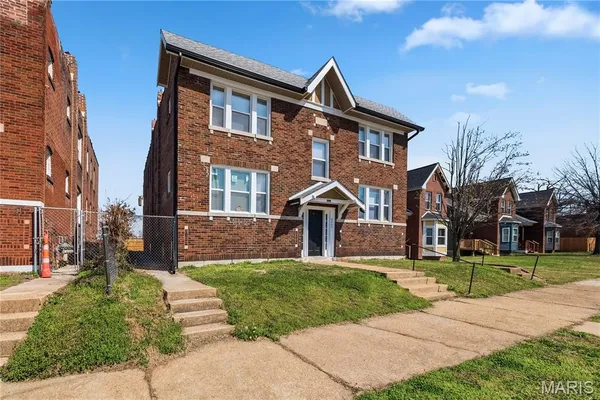 $1,100 | 4643 Evans Avenue, St. Louis, MO 63113