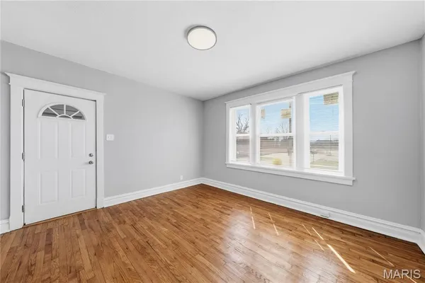 $1,100 | 4643 Evans Avenue, St. Louis, MO 63113
