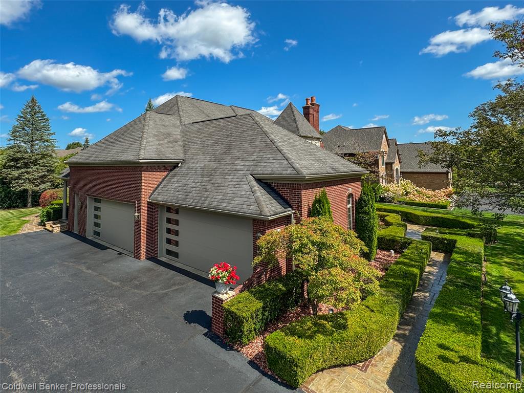 3755 Walnut Brook Drive Rochester Hills, MI 48309 - Photo 7 of 80