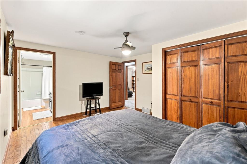 859 Meadowbrook Road Trafford, PA 15085 - Photo 19 of 37 2nd bedroom with private bathroom