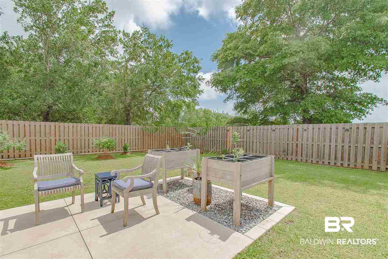 252 Hawthorne Circle Fairhope, AL 36532 - Photo 41 of 46 Patio and Potting Space