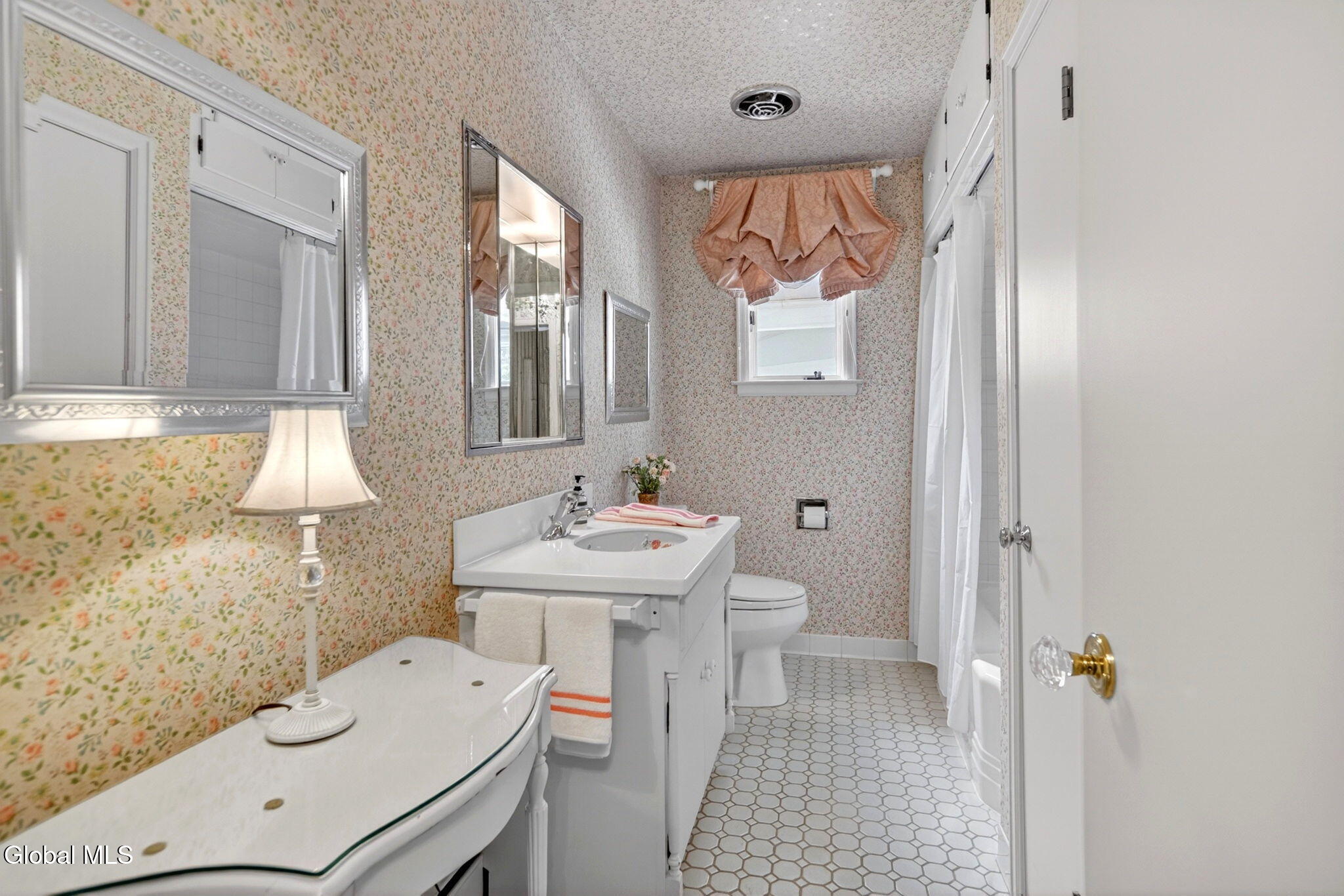 280 Lisha Kill Road Colonie, NY 12309 - Photo 11 of 31 Interior 08