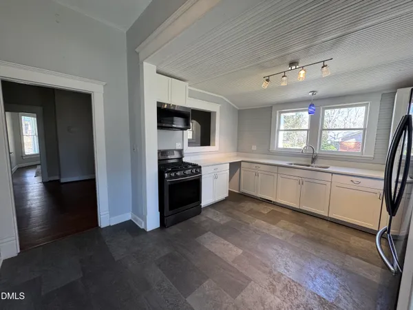 $1,600 | 483 West Salisbury Street, Pittsboro, NC 27312