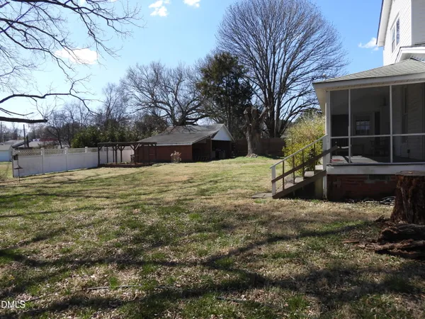 $1,600 | 483 West Salisbury Street, Pittsboro, NC 27312