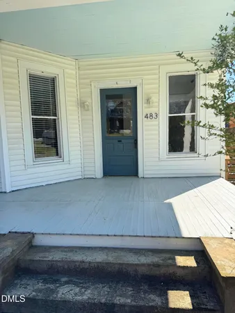 $1,600 | 483 West Salisbury Street, Pittsboro, NC 27312