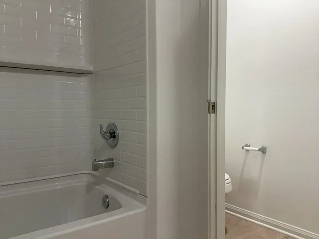 $1,600 | 200 Carmel Cyn Trail, Jarrell, TX 76537