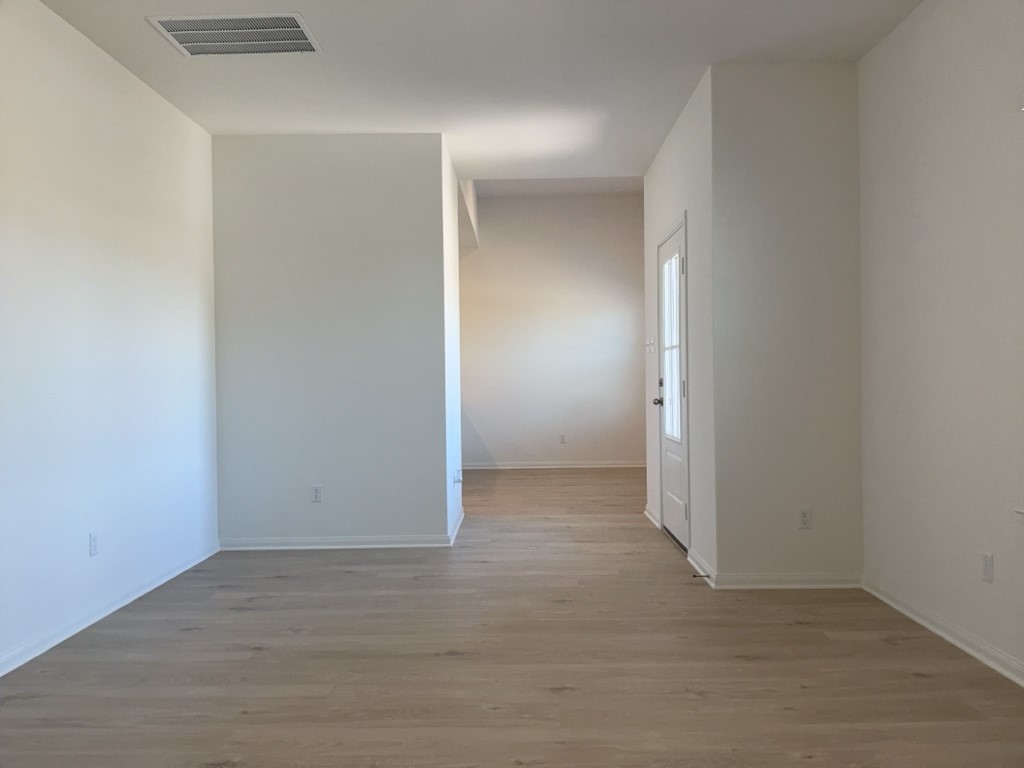 200 Carmel Cyn Trail Jarrell, TX 76537 - Photo 8 of 39