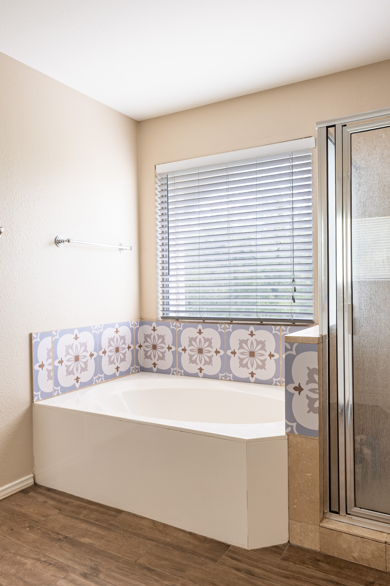 3704 Caney Creek Road Austin, TX 78732 - Photo 22 of 38 a view of a bathtub in a room
