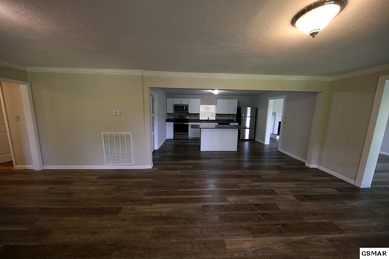 2440 Long Branch Road Seymour, TN 37865 - Photo 6 of 27 Gallery Image 6
