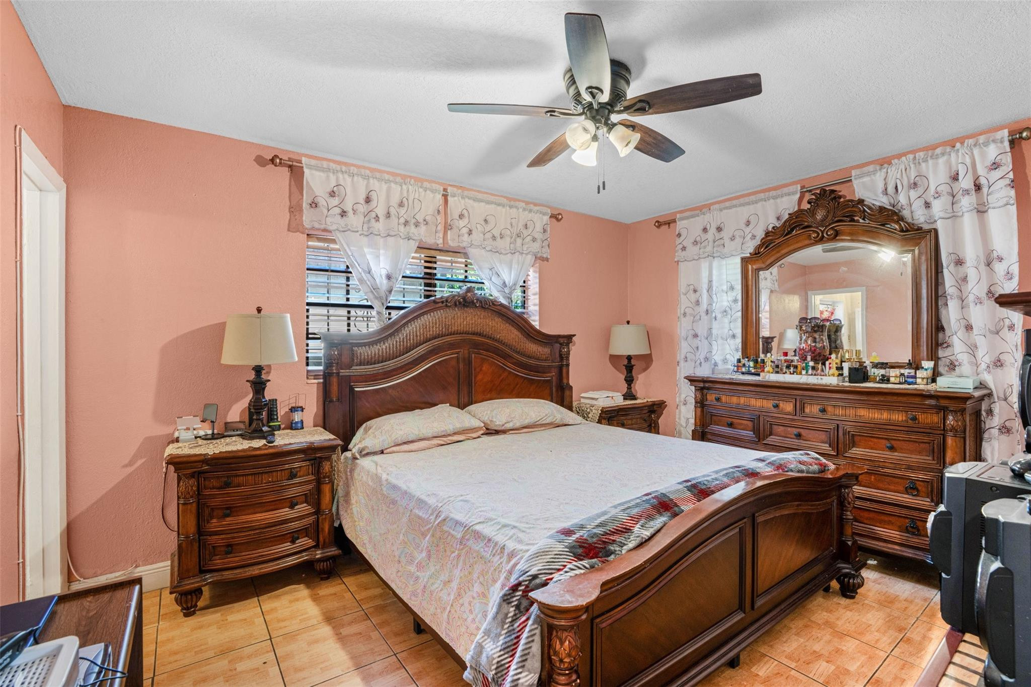 45 Northeast 212th Street Miami, FL 33179 - Photo 21 of 38 Photo 21