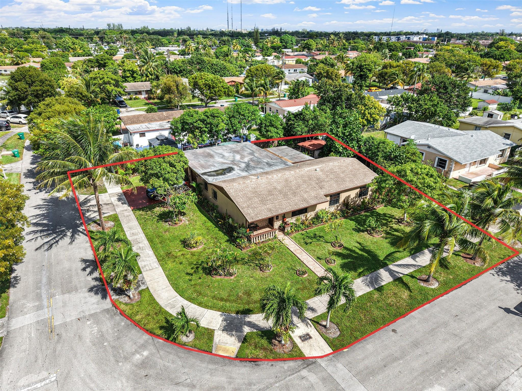 45 Northeast 212th Street Miami, FL 33179 - Photo 33 of 38 Photo 33