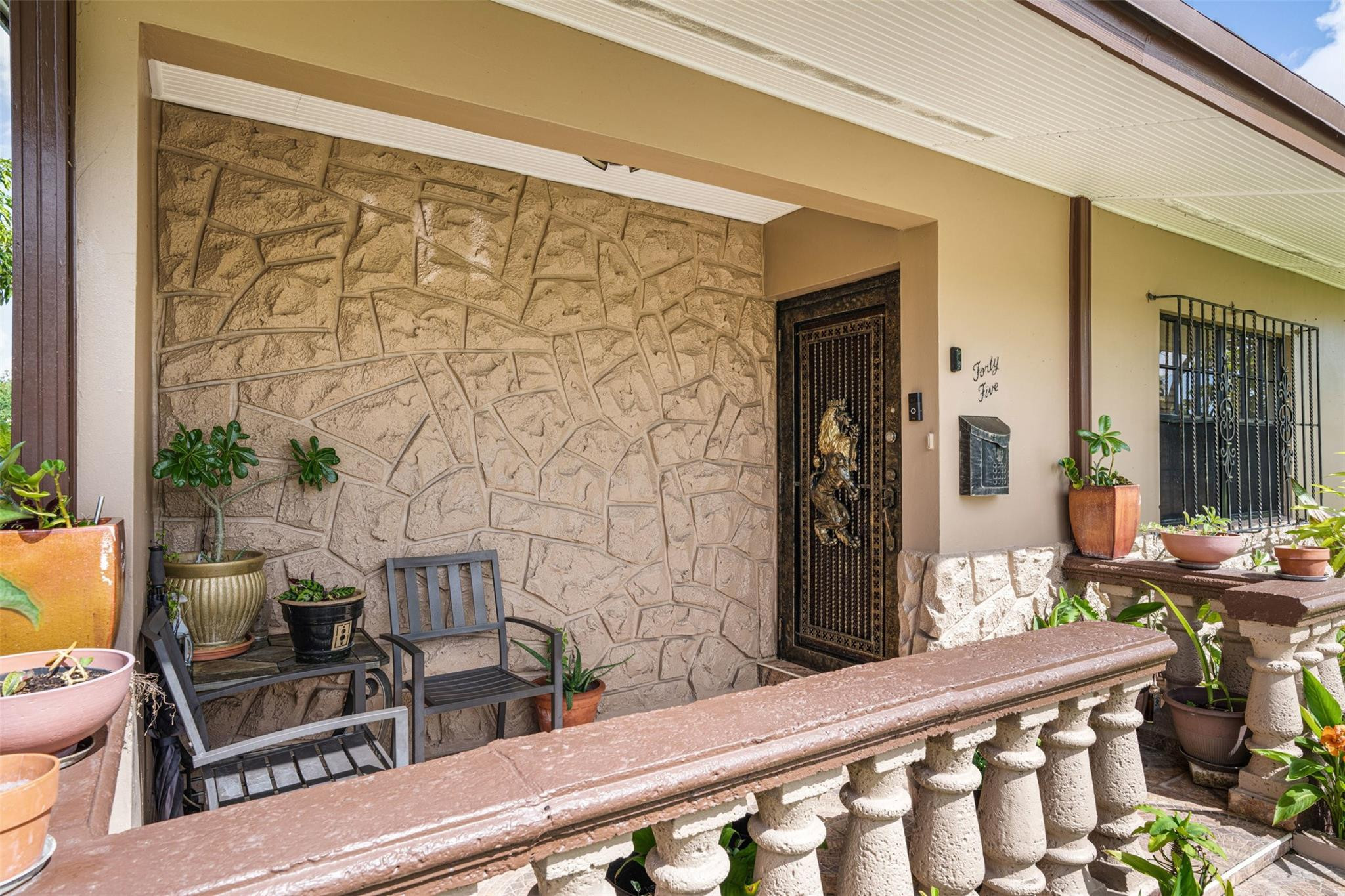 45 Northeast 212th Street Miami, FL 33179 - Photo 5 of 38 Photo 5