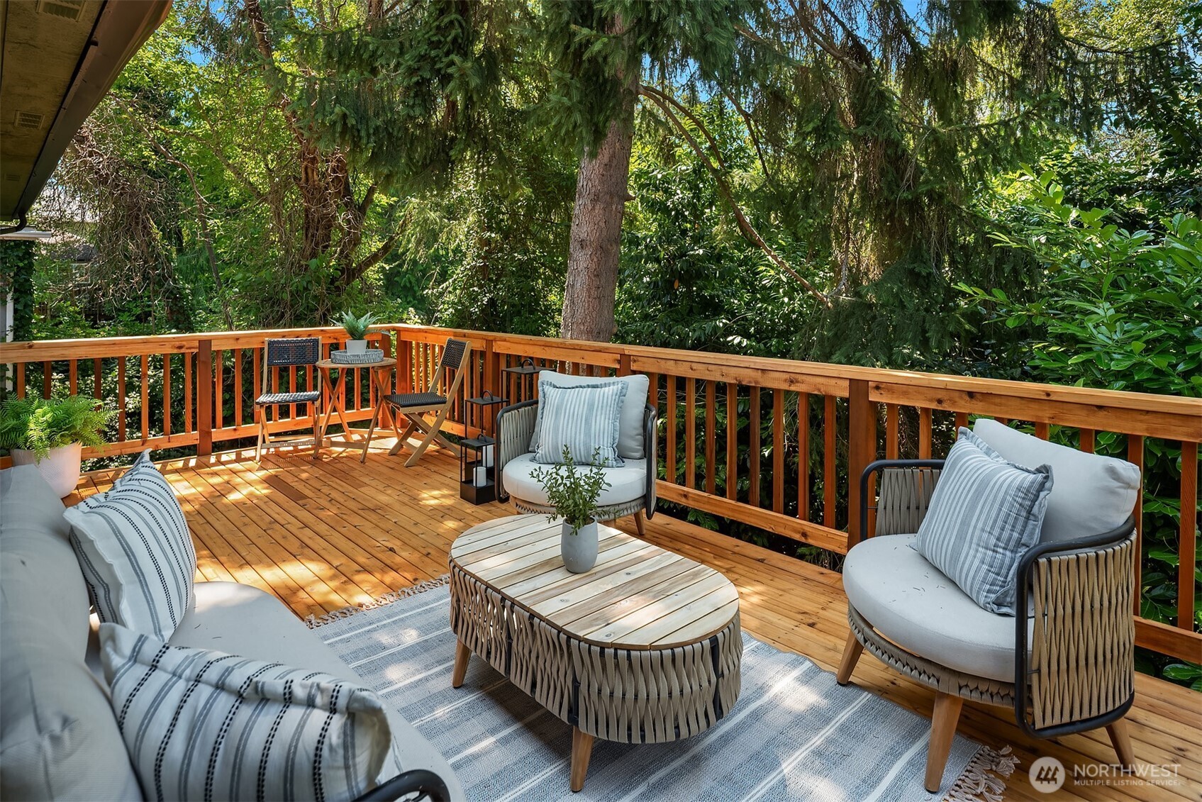 6359 18th Avenue Southwest Seattle, WA 98106 - Photo 14 of 32